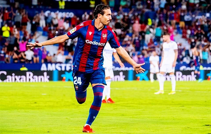 巴伦西亚大胜莱万特,升至积分榜第二的简单介绍 巴伦西亚大胜莱万特,升至积分榜第二的简单介绍