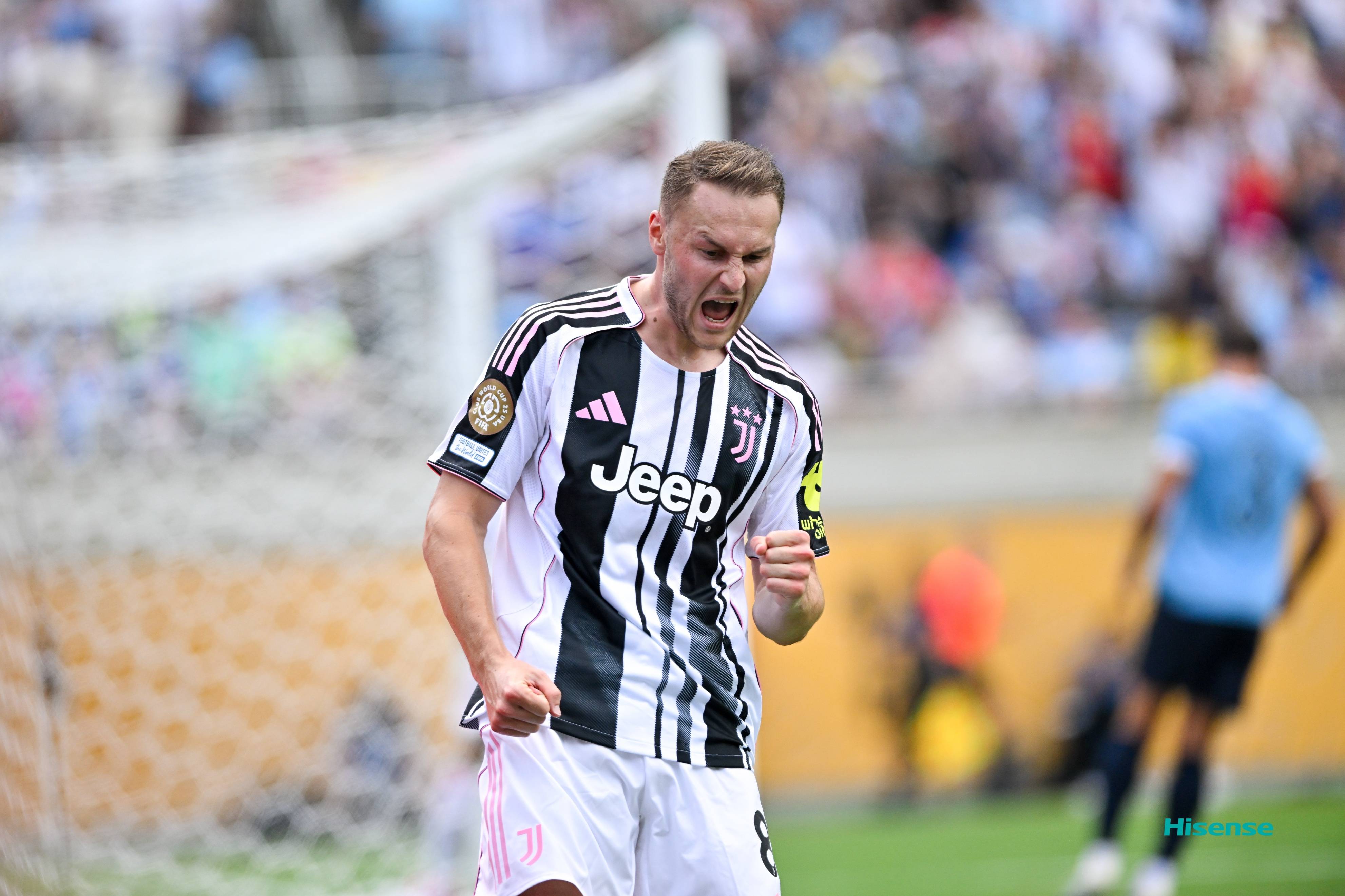 包含曼城逆袭尤文，成功晋级半决赛的词条