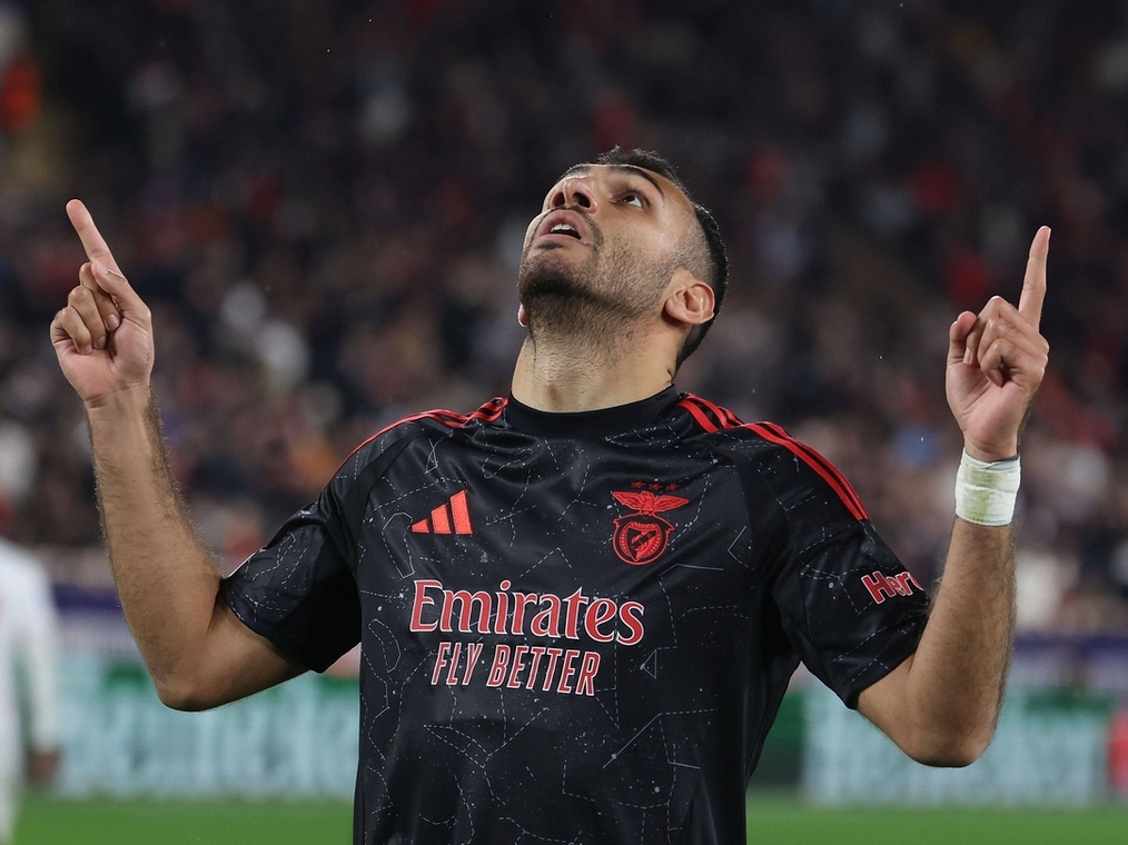 摩洛哥险胜曼联，范戴克关键制胜的简单介绍