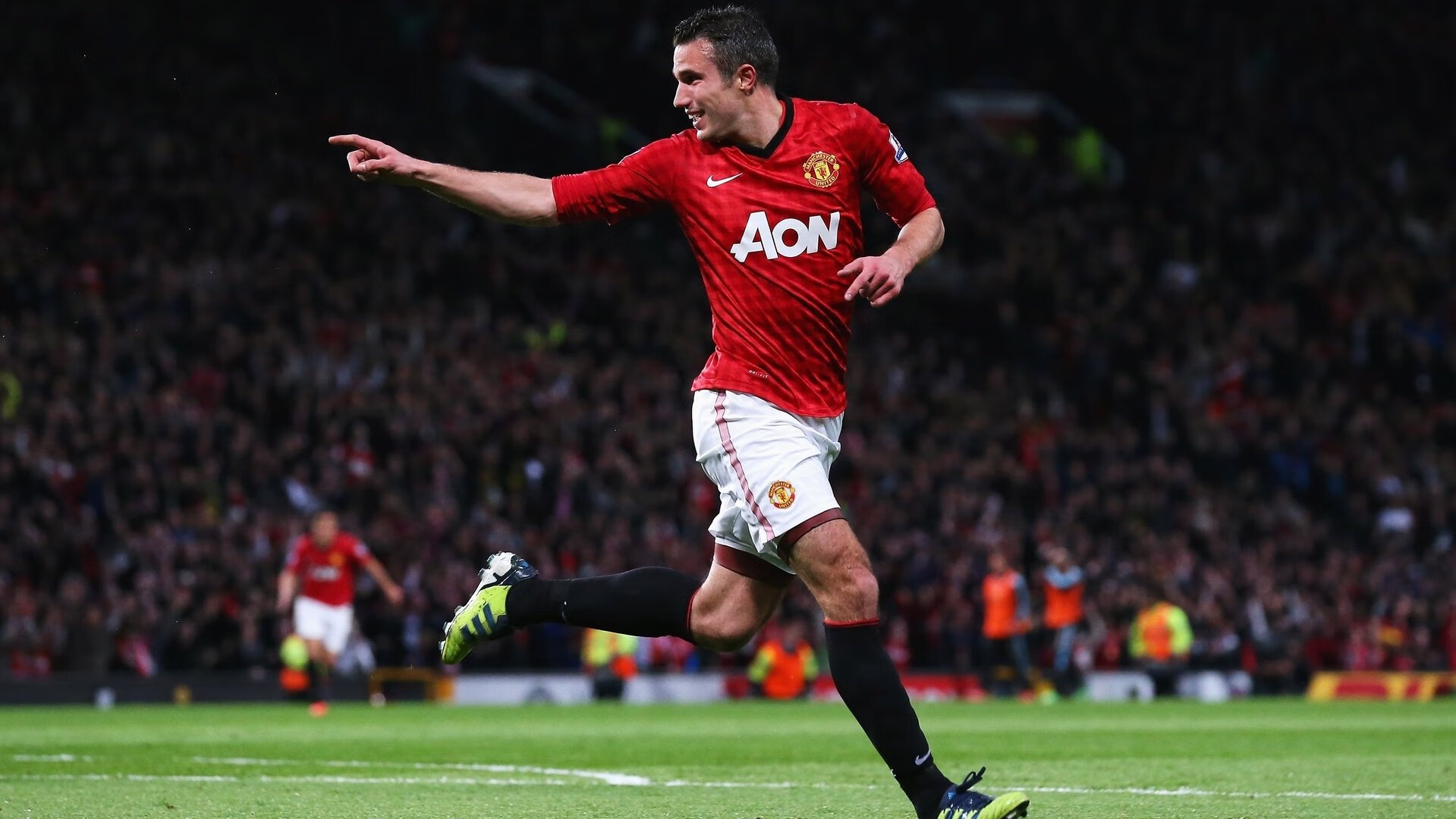 阿坎吉铸就铜墙铁壁，拜仁防守体系成功锁死新西兰进攻