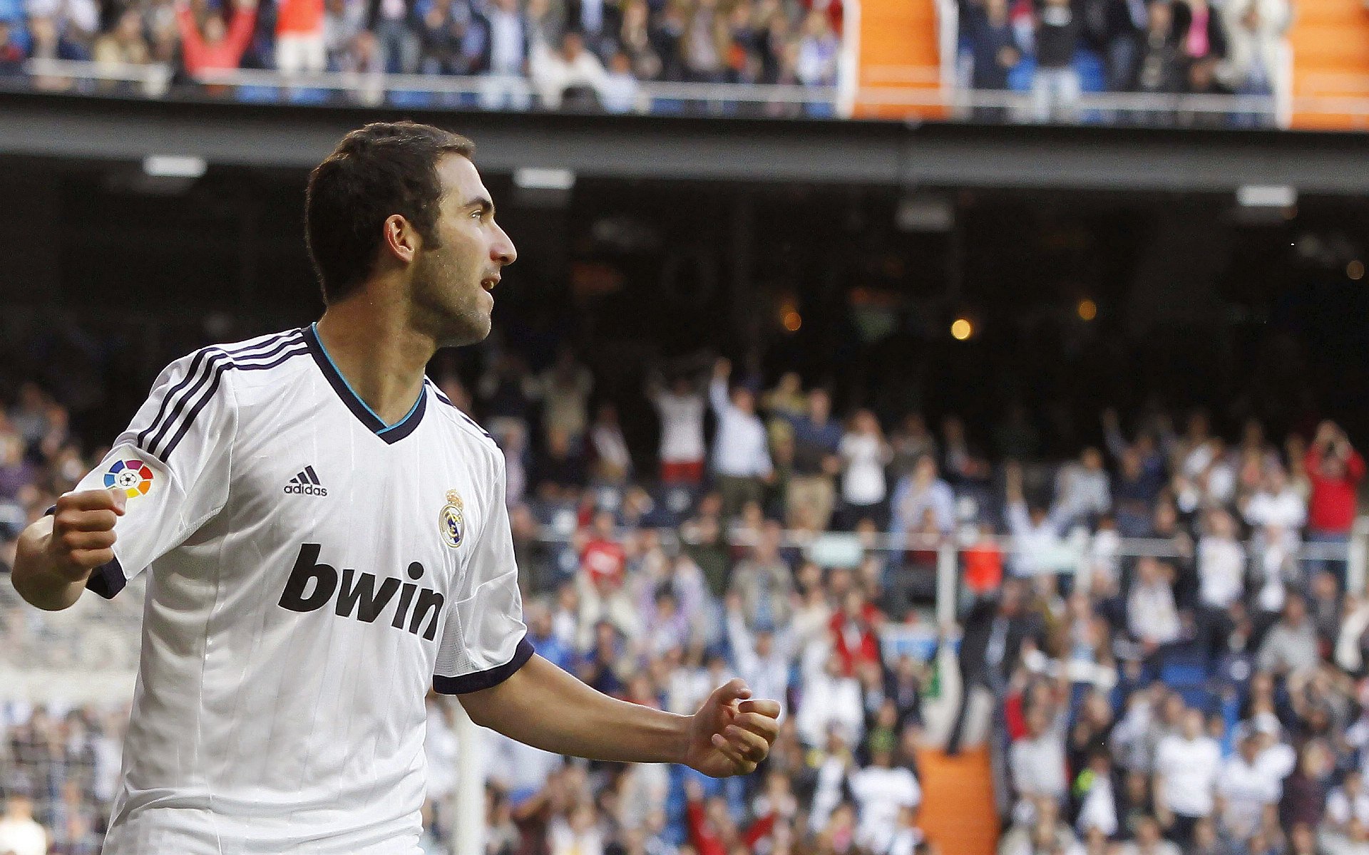 葡萄牙新星闪耀伦敦,福登火热状态映衬枪手防线隐忧